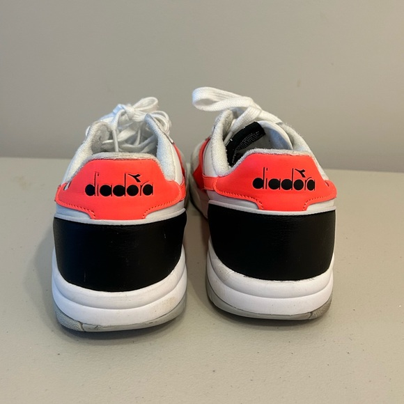 Diadora Maverick Sneakers - Picture 2 of 6